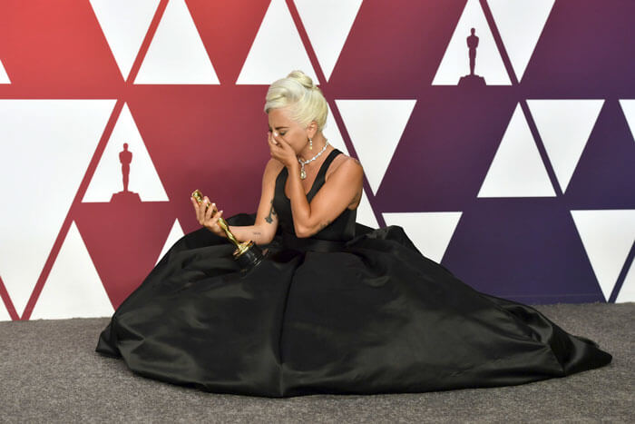 seuamigoguru.com - Lady Gaga sofreu bullying na adolescência, e seu colegas montaram um grupo para envergonha-la publicamente