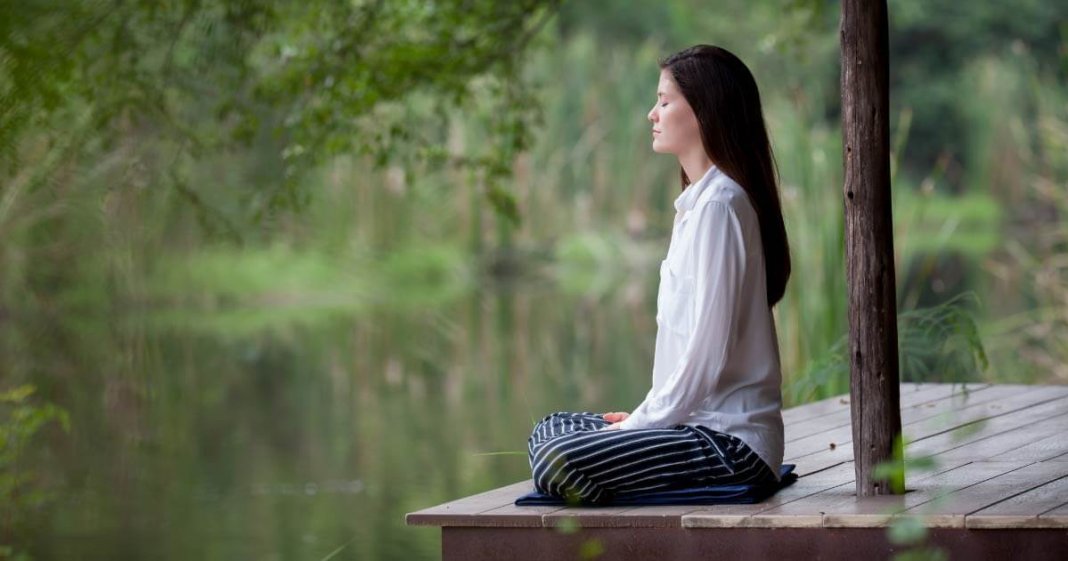 Pesquisa revela que yoga e meditação podem reverter a atividade do DNA que causa estresse, doenças, ansiedade e depressão