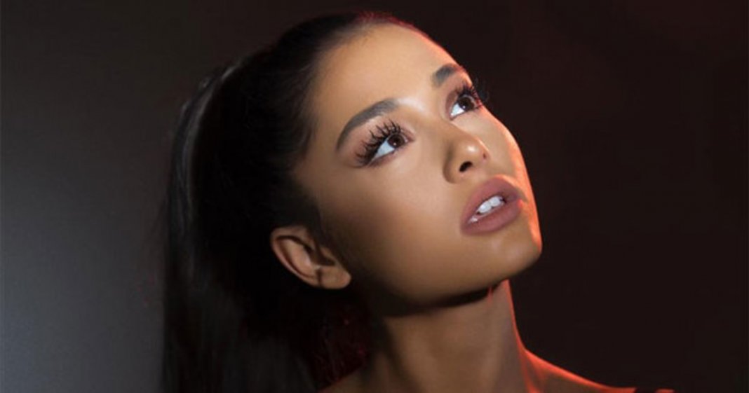 “Me sinto vazia”, confessa Ariana Grande sobre depressão com os fãs