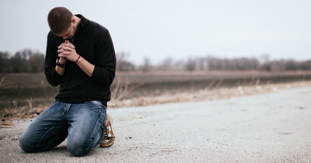 Por que orar é bom para a saúde: os efeitos da oração no cérebro humano