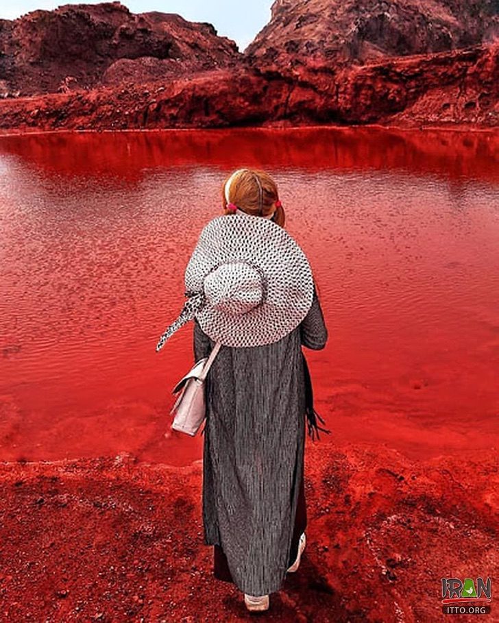 seuamigoguru.com - A ilha de sangue: O que acontece na costa do Irã? É impressionante!