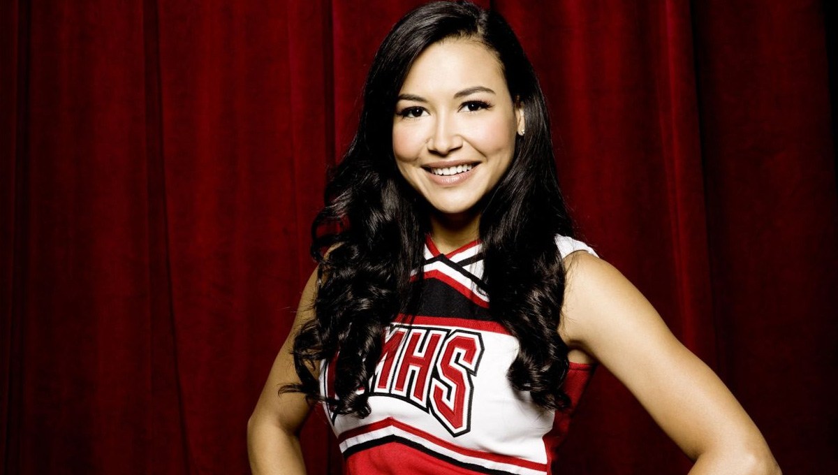 seuamigoguru.com - O último adeus: De mãos dadas, elenco de Glee e família se despedem de Naya Rivera