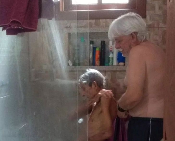 seuamigoguru.com - Ele cuidou do seu amigo até o seu último dia de vida "Ele lhe deu o apoio e carinho"