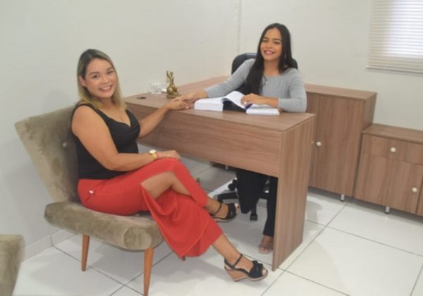 seuamigoguru.com - Ela estudou em escola pública e passou em 1ª em concurso da PM com 30 mil inscritos