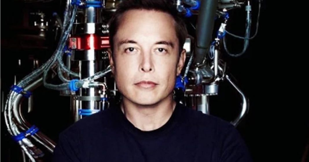 Elon Musk anuncia chips cerebrais em humanos dentro de seis meses