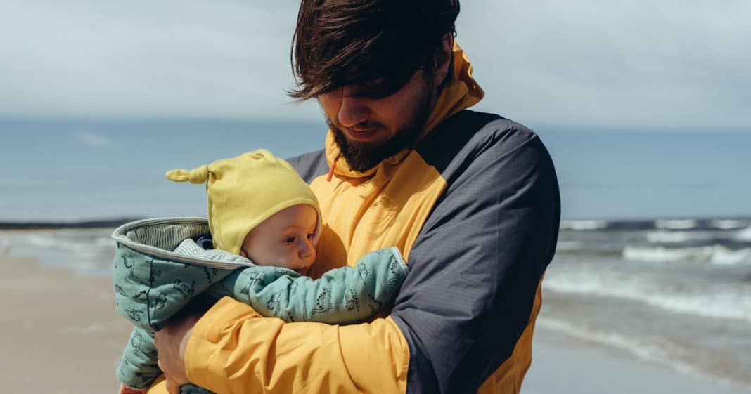 Estudo revela que superproteção pode diminuir expectativa de vida dos filhos