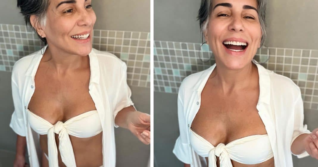 Glória Pires posta foto de biquíni e com pouca make e seguidores são só elogios a sua beleza!